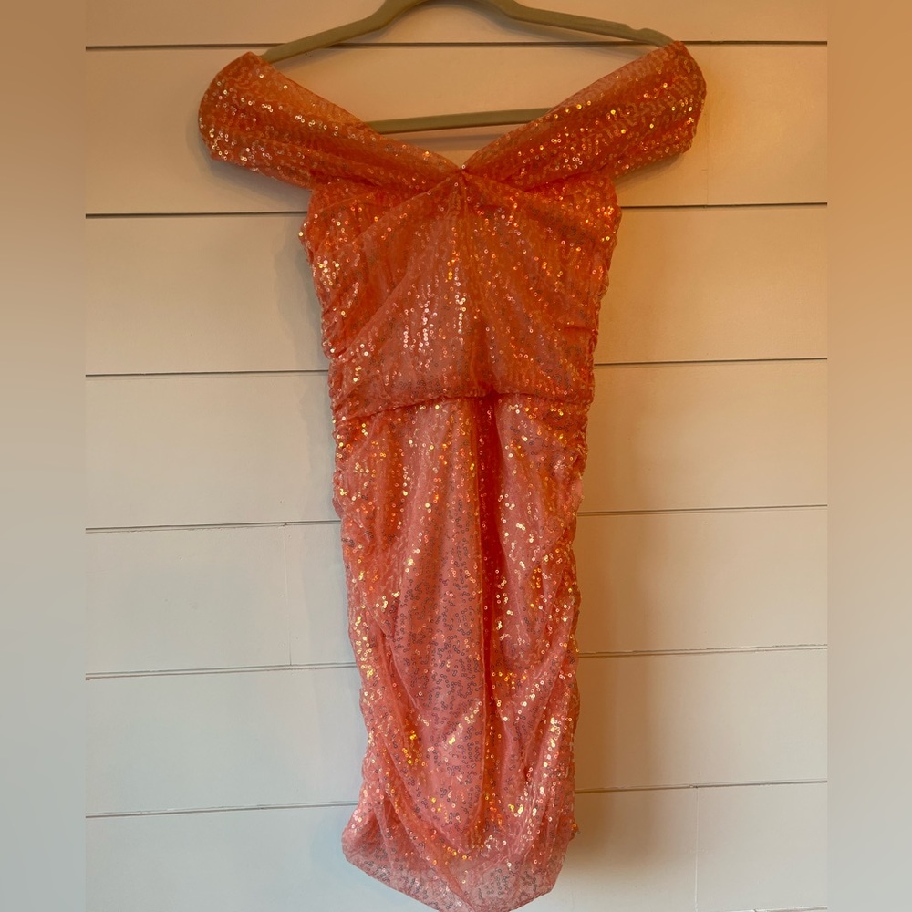 Lucy in the Sky size Small peach sequin mini dress
